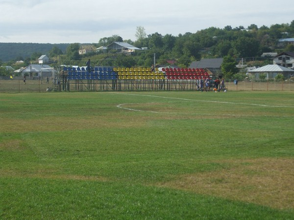 Stadionul Uricani (Uricani)