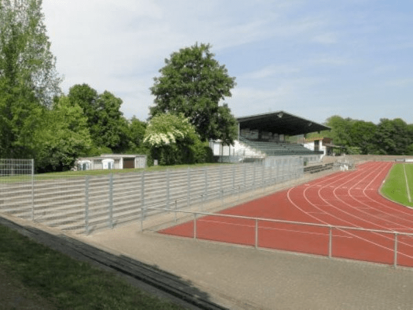 Rhein-Stadion