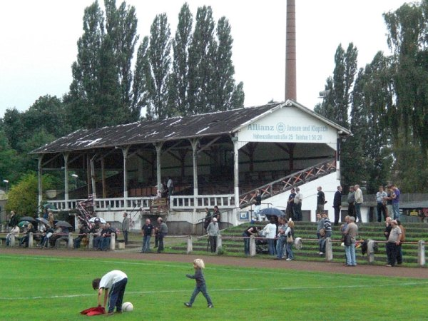 Westkampfbahn (Düren)