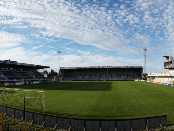 Stadion Schiervelde