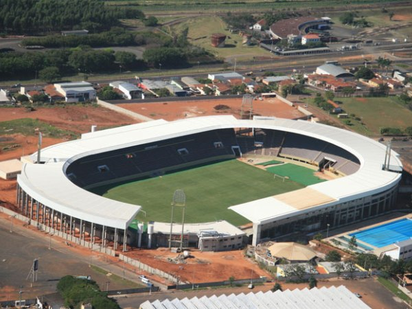 Estádio Doutor Adhemar de Barros (Araraquara, São Paulo)